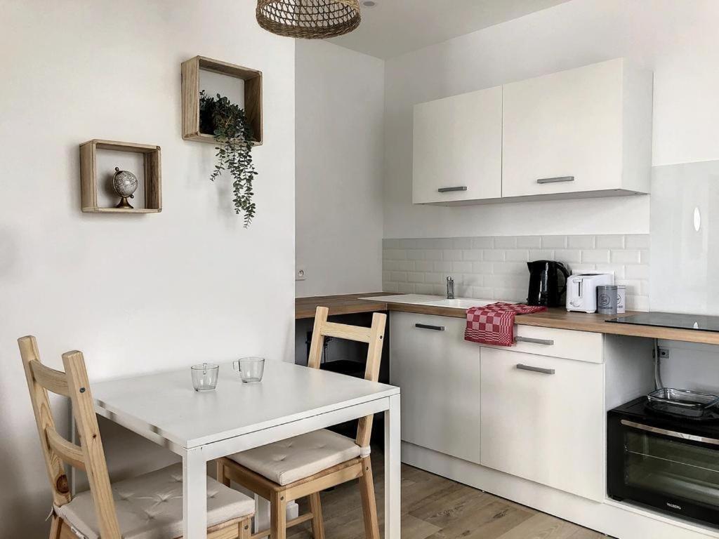 Residence Appartements Niort Wifi-Parking Bagian luar foto